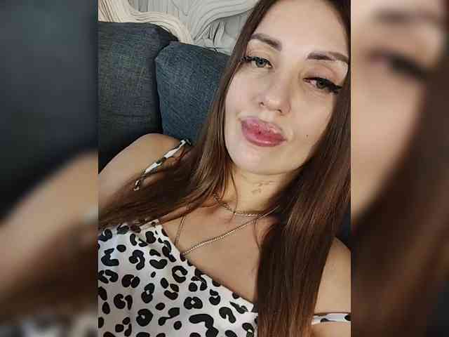 SexyKitty75-1 webcam