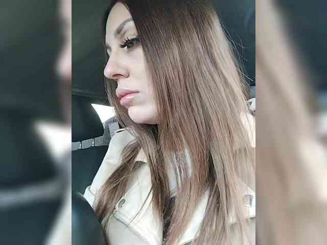 SexyKitty75-1 webcam