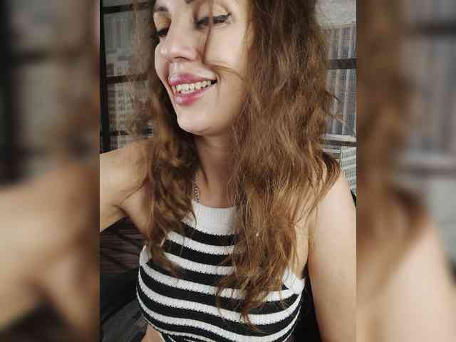 SexyKitty75-1 webcam