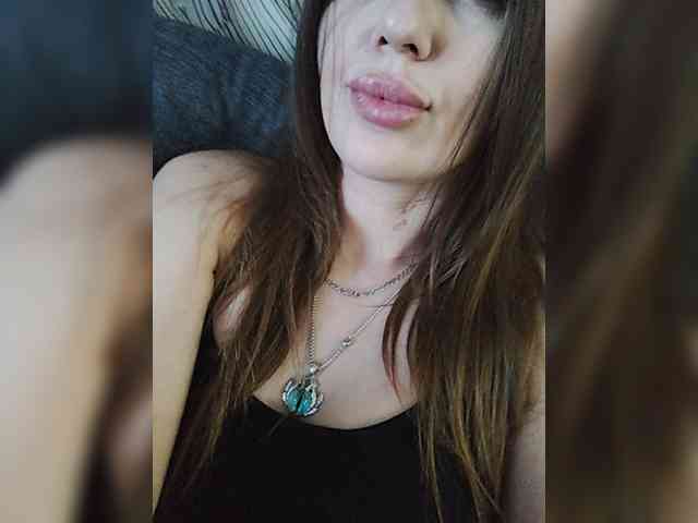 SexyKitty75-1 webcam