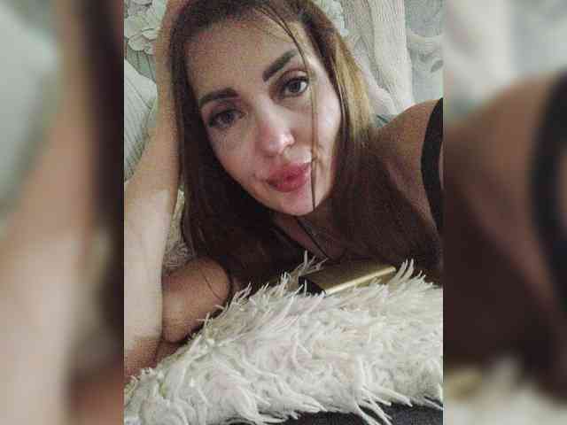 SexyKitty75-1 webcam