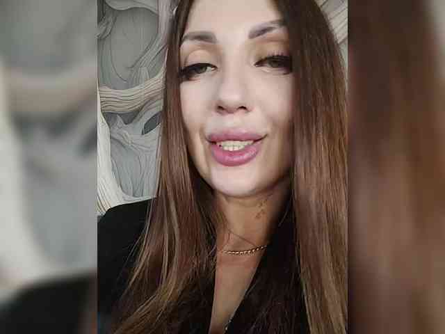 SexyKitty75-1 webcam