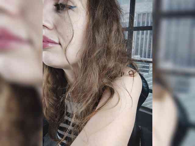 SexyKitty75-1 webcam