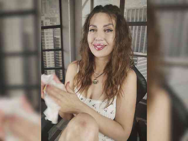 SexyKitty75-1 webcam