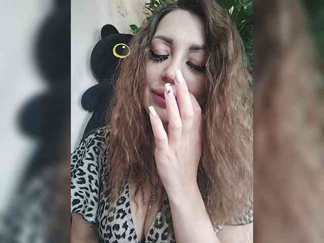 SexyKitty75-1 webcam