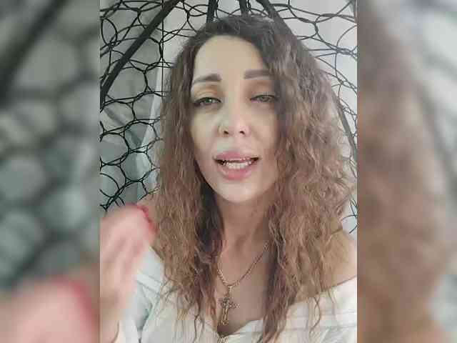 SexyKitty75-1 webcam