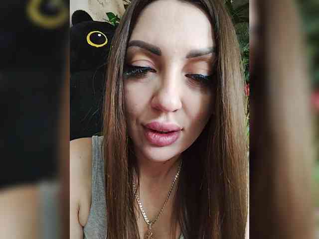 SexyKitty75-1 webcam