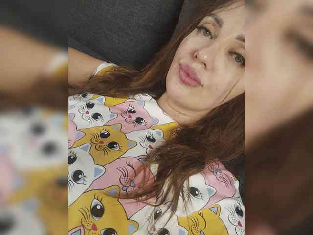 SexyKitty75-1 webcam