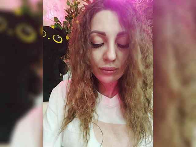 SexyKitty75-1 webcam