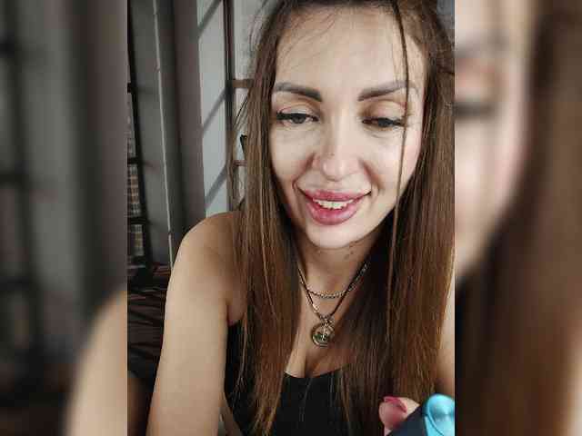 SexyKitty75-1 webcam