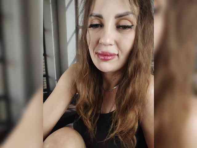 SexyKitty75-1 webcam
