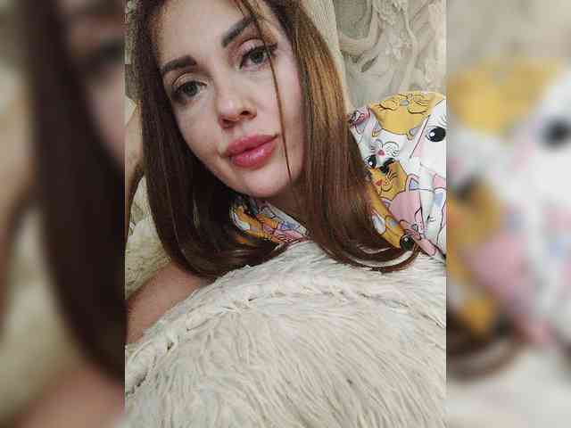 SexyKitty75-1 webcam