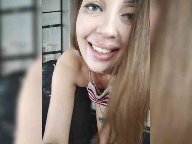 sexykitty75-1's live room