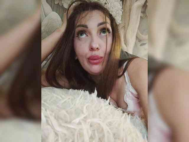SexyKitty75-1 webcam