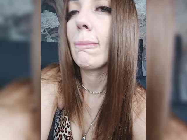 SexyKitty75-1 webcam