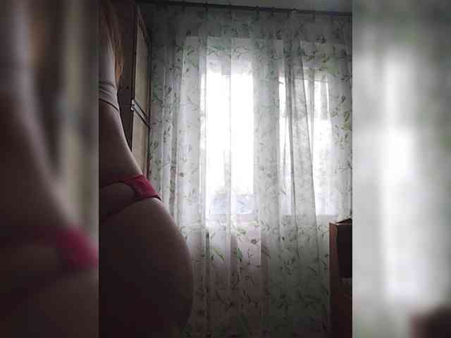 SexyKitty75-1 webcam