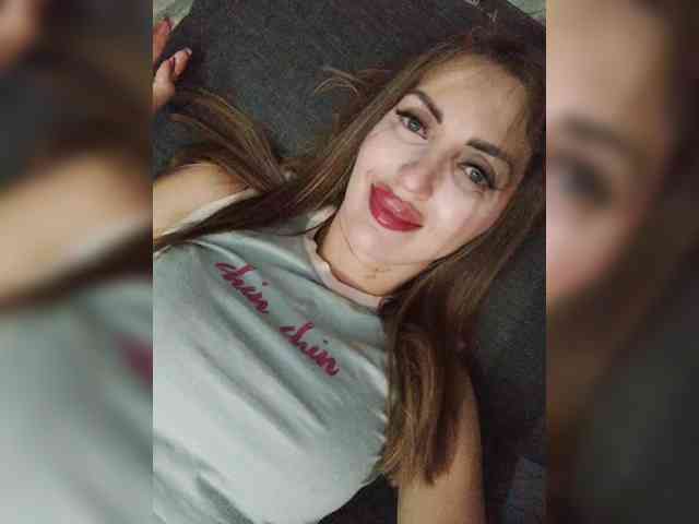 SexyKitty75-1 webcam