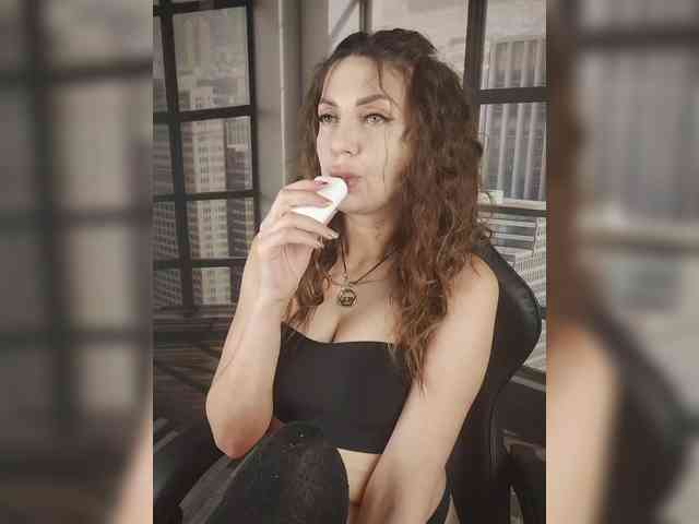 SexyKitty75-1 webcam