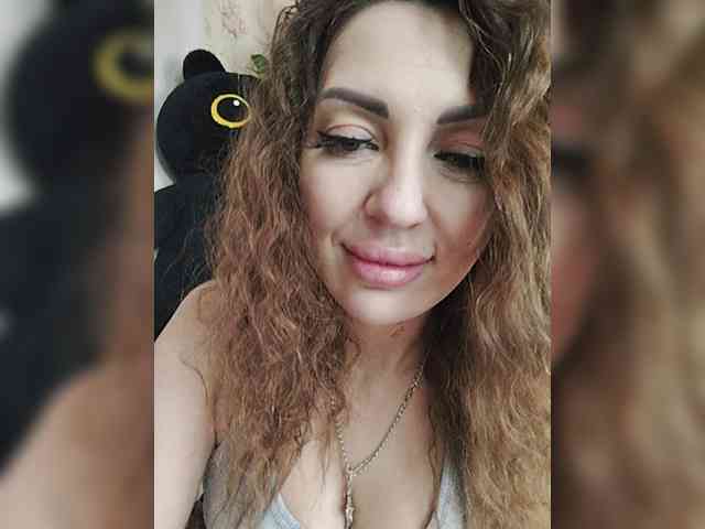 SexyKitty75-1 webcam
