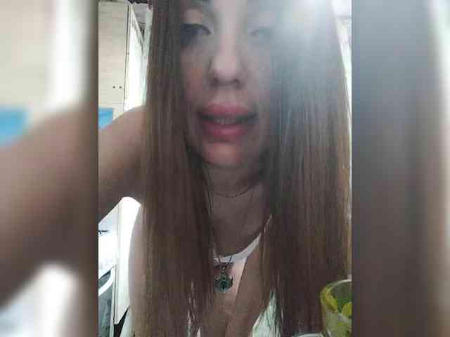 SexyKitty75-1 webcam