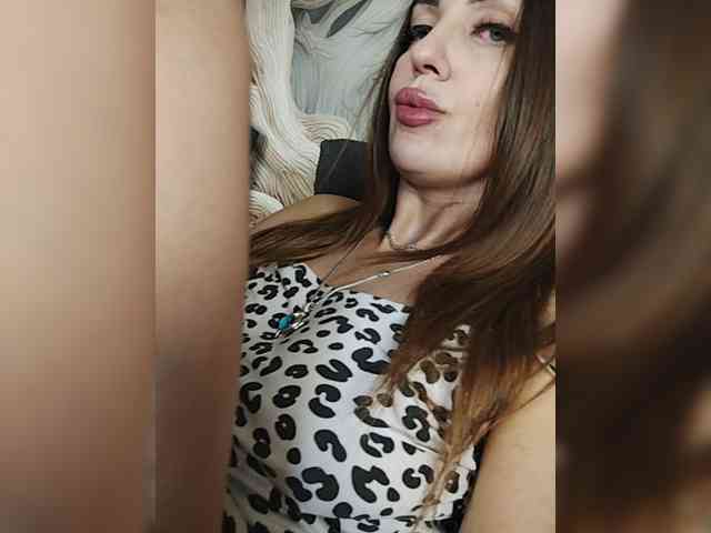 SexyKitty75-1 webcam