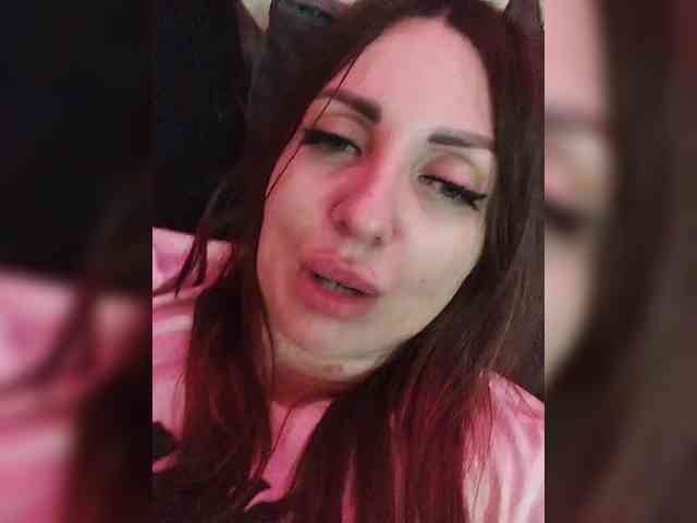 SexyKitty75-1 webcam