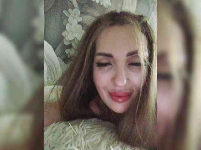 SexyKitty75-1 webcam