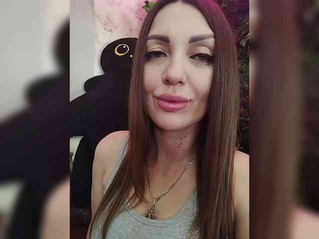 SexyKitty75-1 webcam