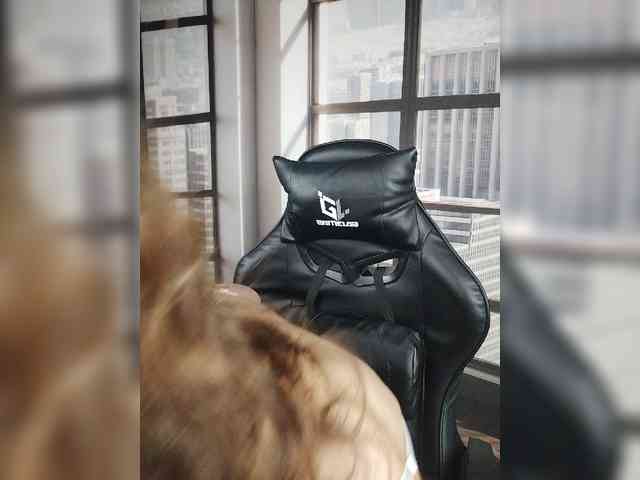 SexyKitty75-1 webcam