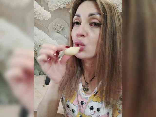 SexyKitty75-1 webcam