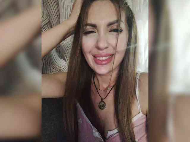 SexyKitty75-1 webcam