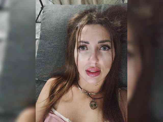 SexyKitty75-1 webcam