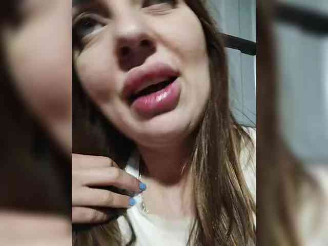 SexyKitty75-1 webcam
