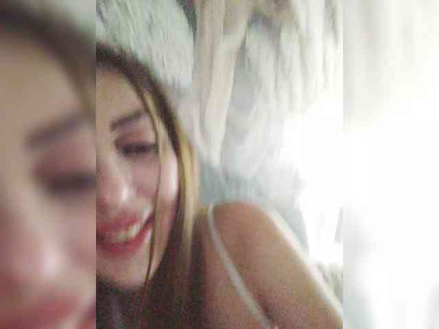 SexyKitty75-1 webcam