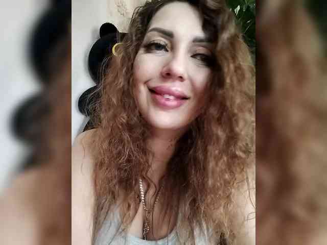 SexyKitty75-1 webcam
