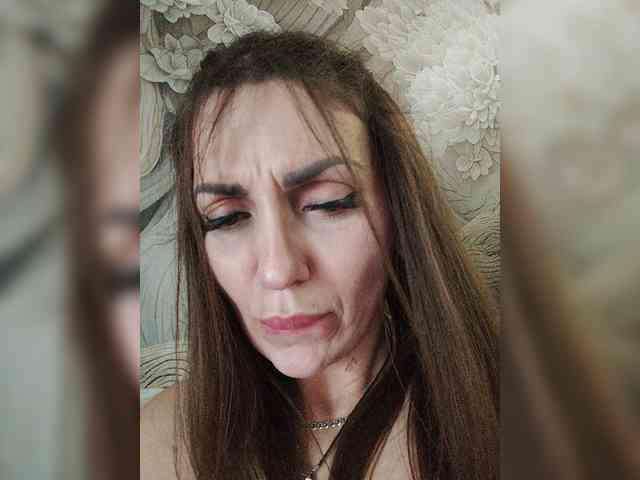 SexyKitty75-1 webcam