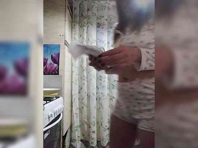 SexyKitty75-1 webcam