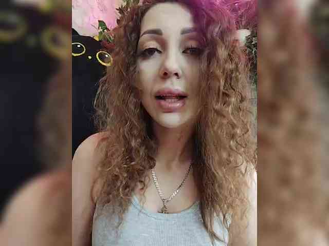 SexyKitty75-1 webcam