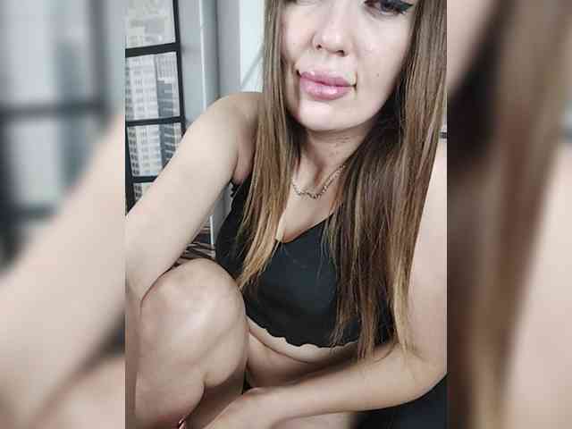 SexyKitty75-1 webcam
