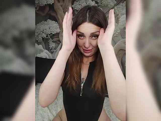 SexyKitty75-1 webcam