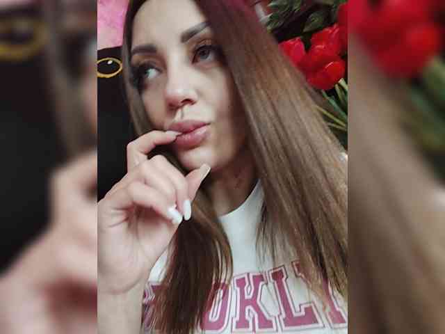 SexyKitty75-1 webcam