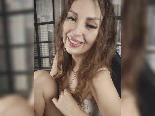 SexyKitty75-1 webcam