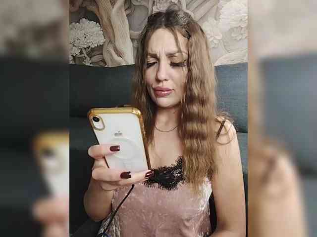 SexyKitty75-1 webcam