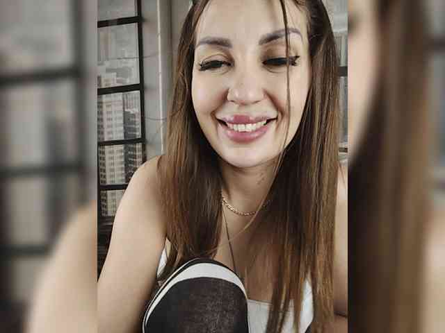 SexyKitty75-1 webcam