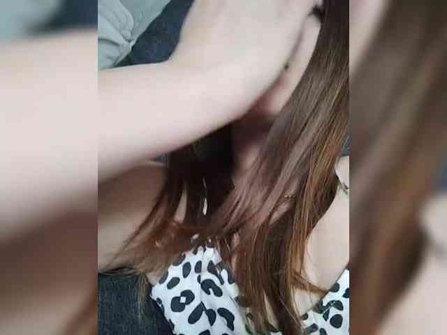 SexyKitty75-1 webcam