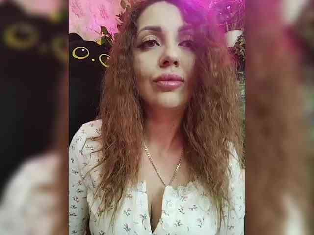SexyKitty75-1 webcam