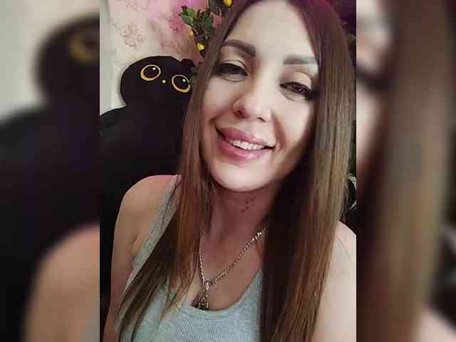 SexyKitty75-1 webcam