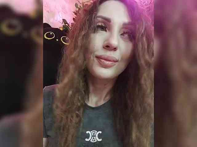SexyKitty75-1 webcam