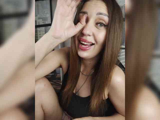 SexyKitty75-1 webcam