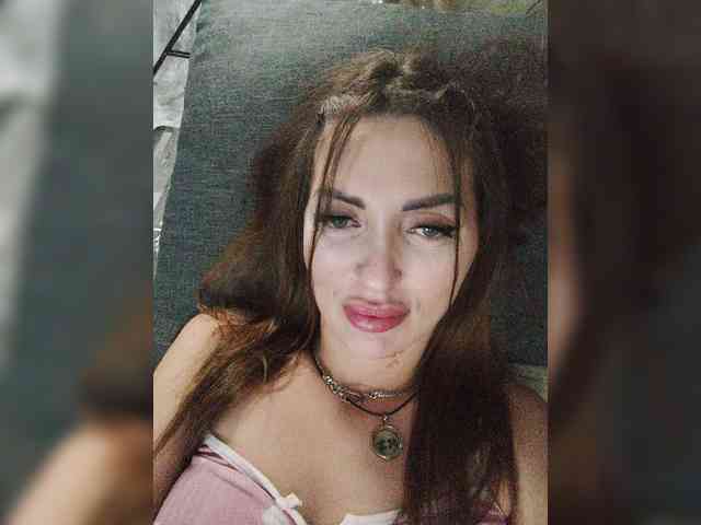 SexyKitty75-1 webcam